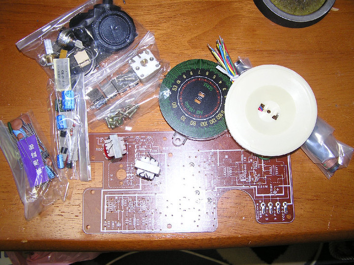 RADIO KITS IN JA : イスペット 6石トランジスタ ラジオ キット CR-P461A