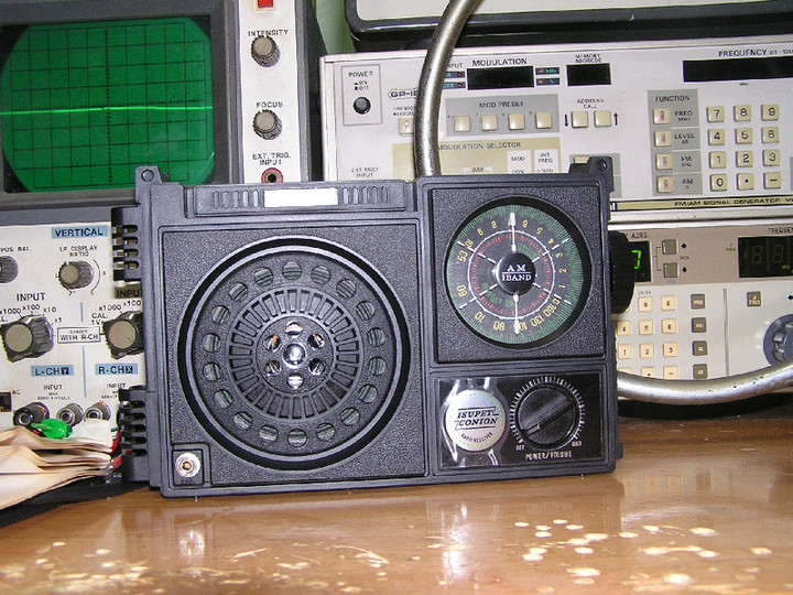 RADIO KITS IN JA : イスペット 6石トランジスタ ラジオ キット CR-P461A