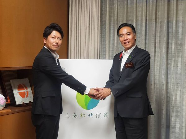 71953990_2469778243098696_839489439