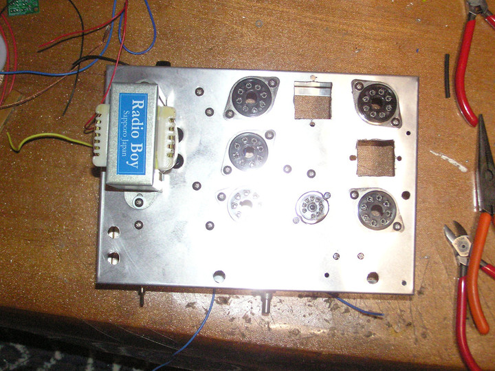 RADIO KITS IN JA : GT管5球スーパーラジオ製作: 22号機に部品を載せ中。