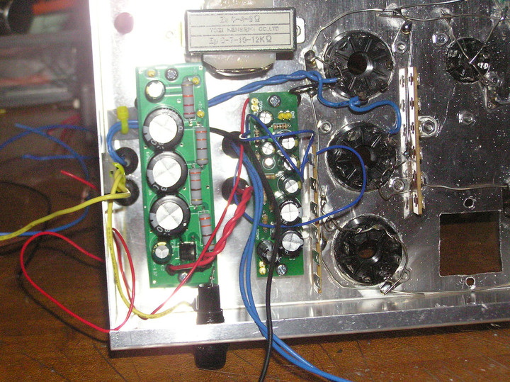 RADIO KITS IN JA : GT管5球スーパーラジオ製作: 22号機に部品を載せ中。